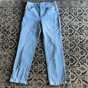 Light wash straight leg mom jeans